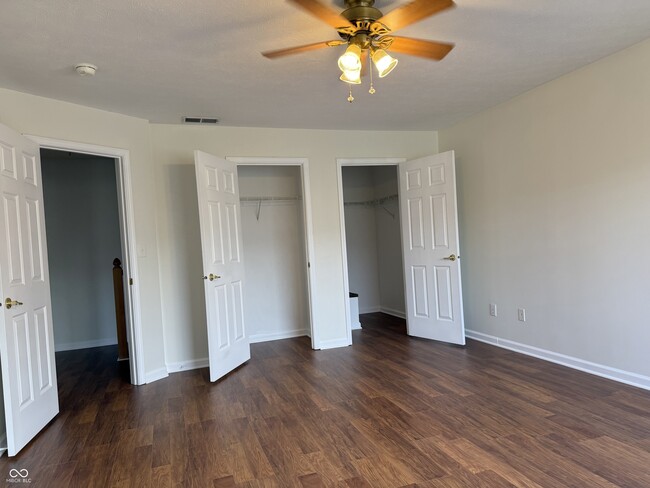 Building Photo - 8272 Enclave Blvd