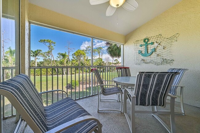 Building Photo - **SHORT-TERM RENTAL - FURNISHED TURNKEY 2+Den/2 CONDO in Stoneybrook**