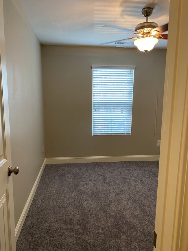 Building Photo - 3922 Volkswalk Plz