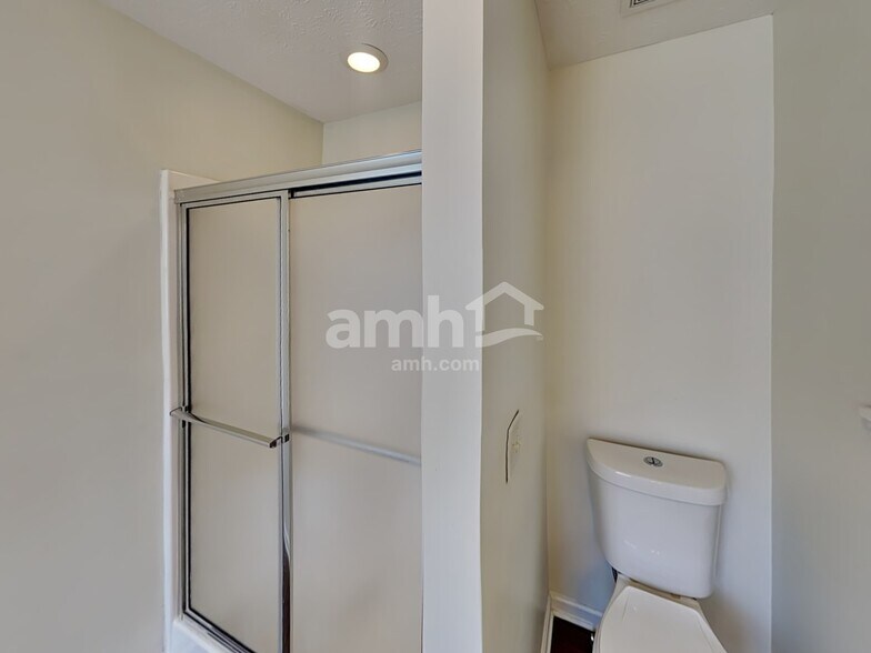 Building Photo - 441 Remington Ave