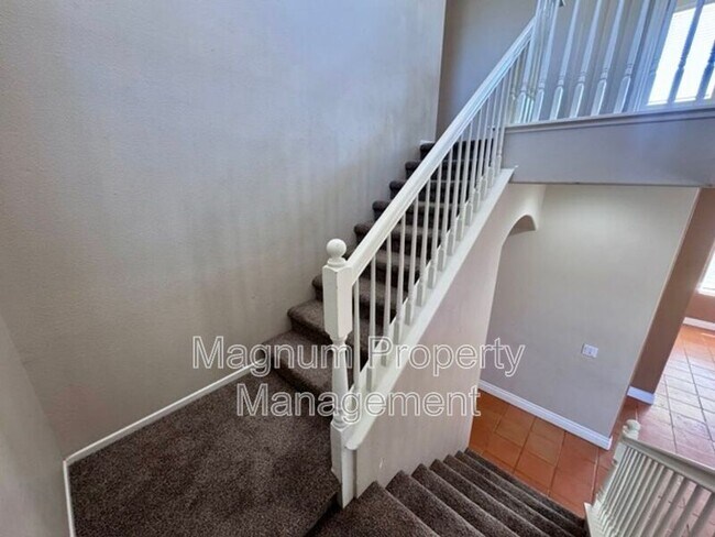 Building Photo - 33021 Adelante St