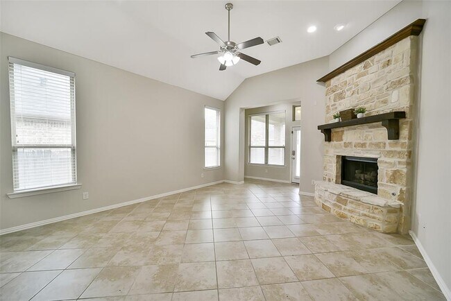 Building Photo - 2718 Misty Laurel Ct