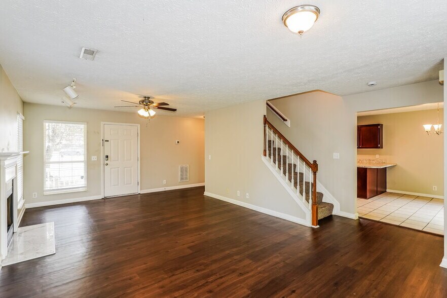 Building Photo - 3112 Chambley Ct