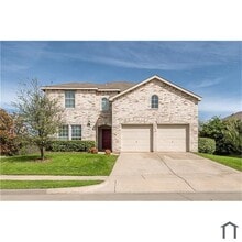 Building Photo - 1411 Cardinal Way