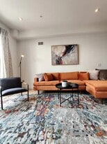 Building Photo - 1417 N Hope St