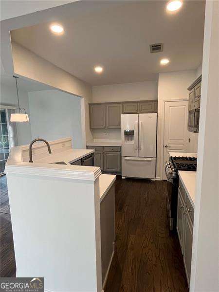 Building Photo - 319 Dexter Dr