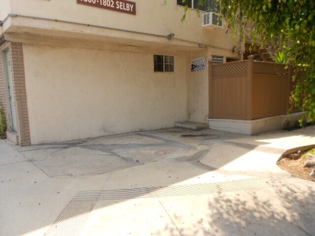 Floorplan - 1800 Selby Ave