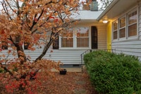 Building Photo - 107 S Wyrick St