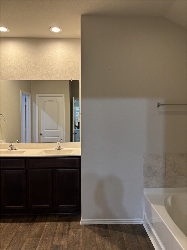 Building Photo - 18237 Cascadia Mill Ct.