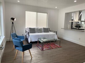Building Photo - 7431 Dickens Ave