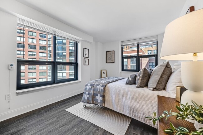Bedroom - The Capstone | Battery Park City