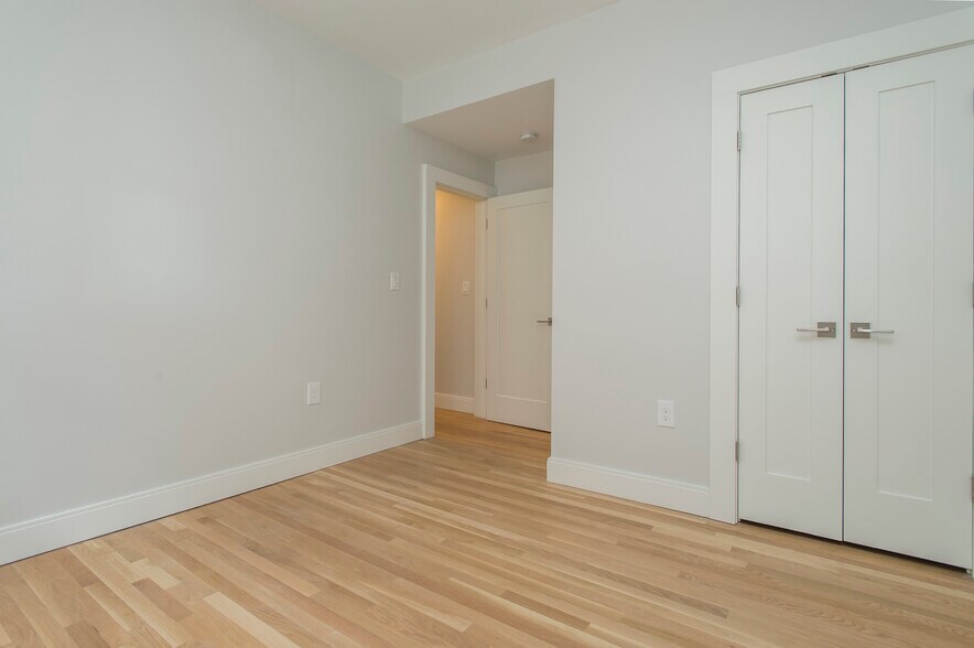 Building Photo - 31 South St