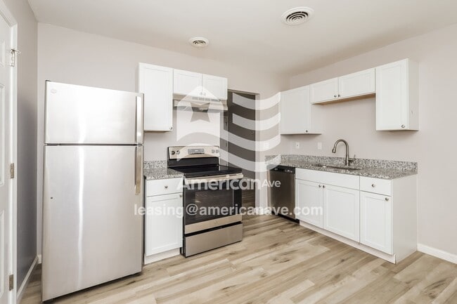 Building Photo - 1485 Wichita Dr S