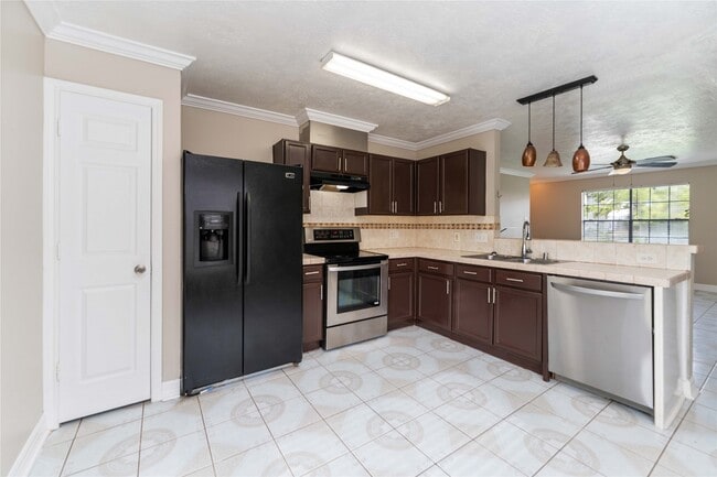 Building Photo - 12206 Greenglen Dr