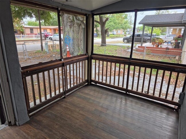 Building Photo - 3022 Deleuil Ave