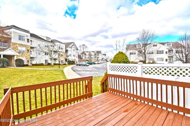 Building Photo - 106 Bethpage Terrace