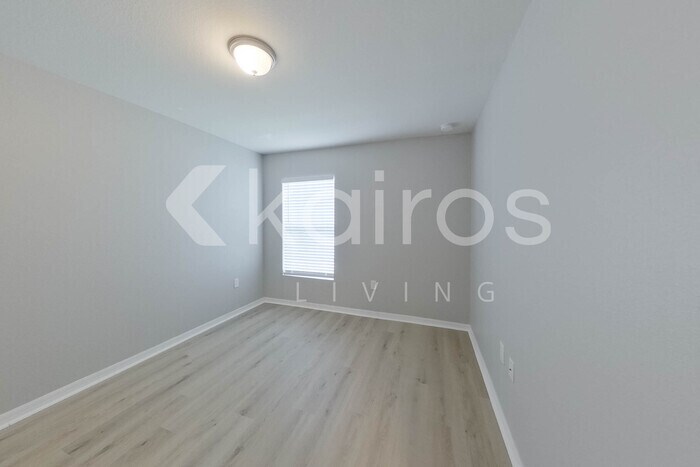 Building Photo - 9135 Aegean Cir