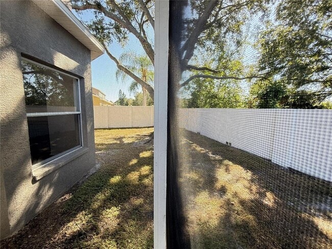 Building Photo - 12653 Longcrest Dr