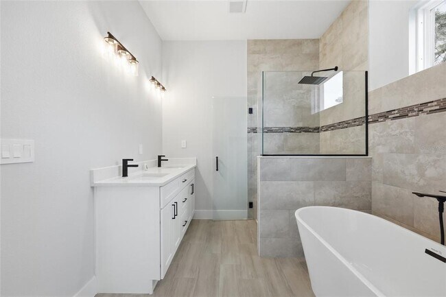 Building Photo - 4444 SW 151st Pl