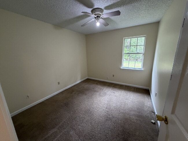 Building Photo - Home for Rent