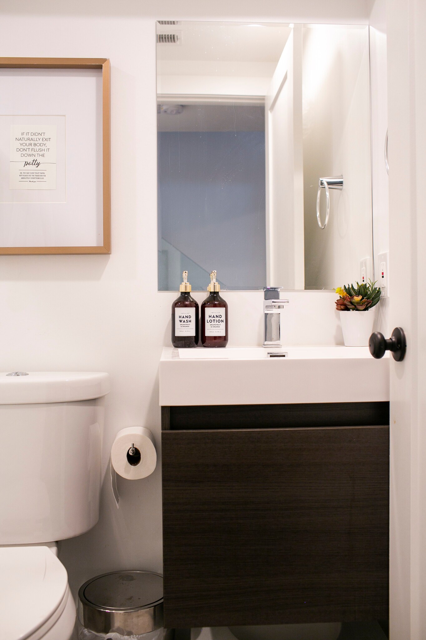 Building Photo - 524 E Fort Ave