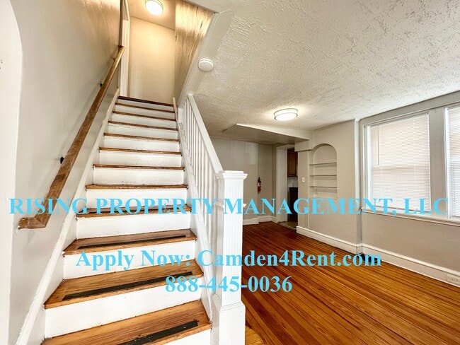 Building Photo - Newly Renovated 2 bedroom 1 bathroom home ...