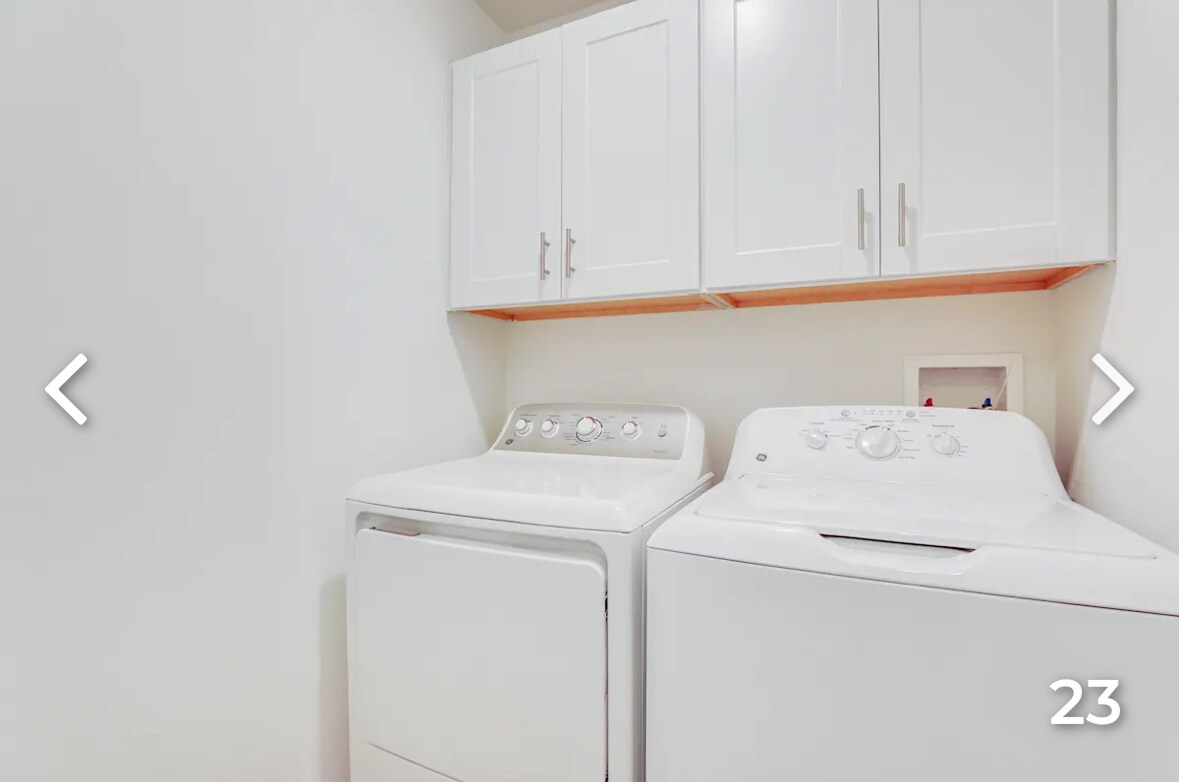 Building Photo - 2579 Sunray Venus Way