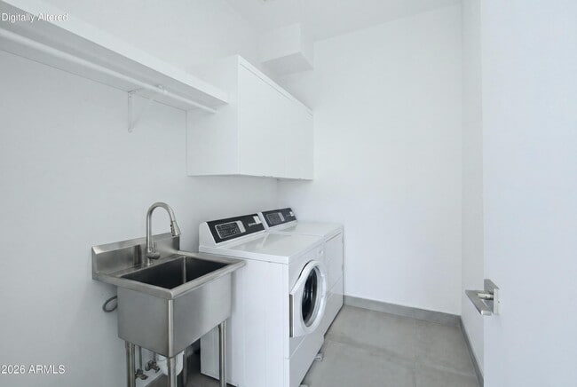 Building Photo - 43359 N 66th St