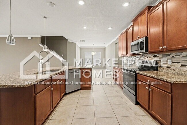 Building Photo - 10013 Logan Falls Ct