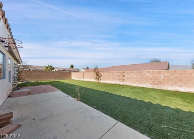 Building Photo - 3130 Flower Garden Ct