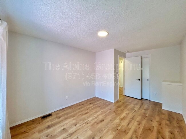 Building Photo - 14597 SW 81st Ave