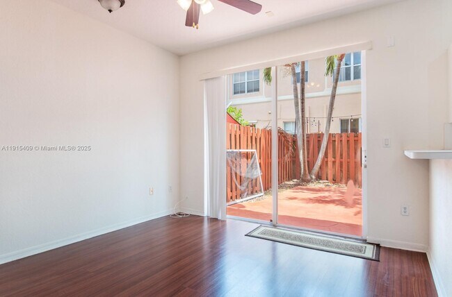 Building Photo - 12435 SW 125th St