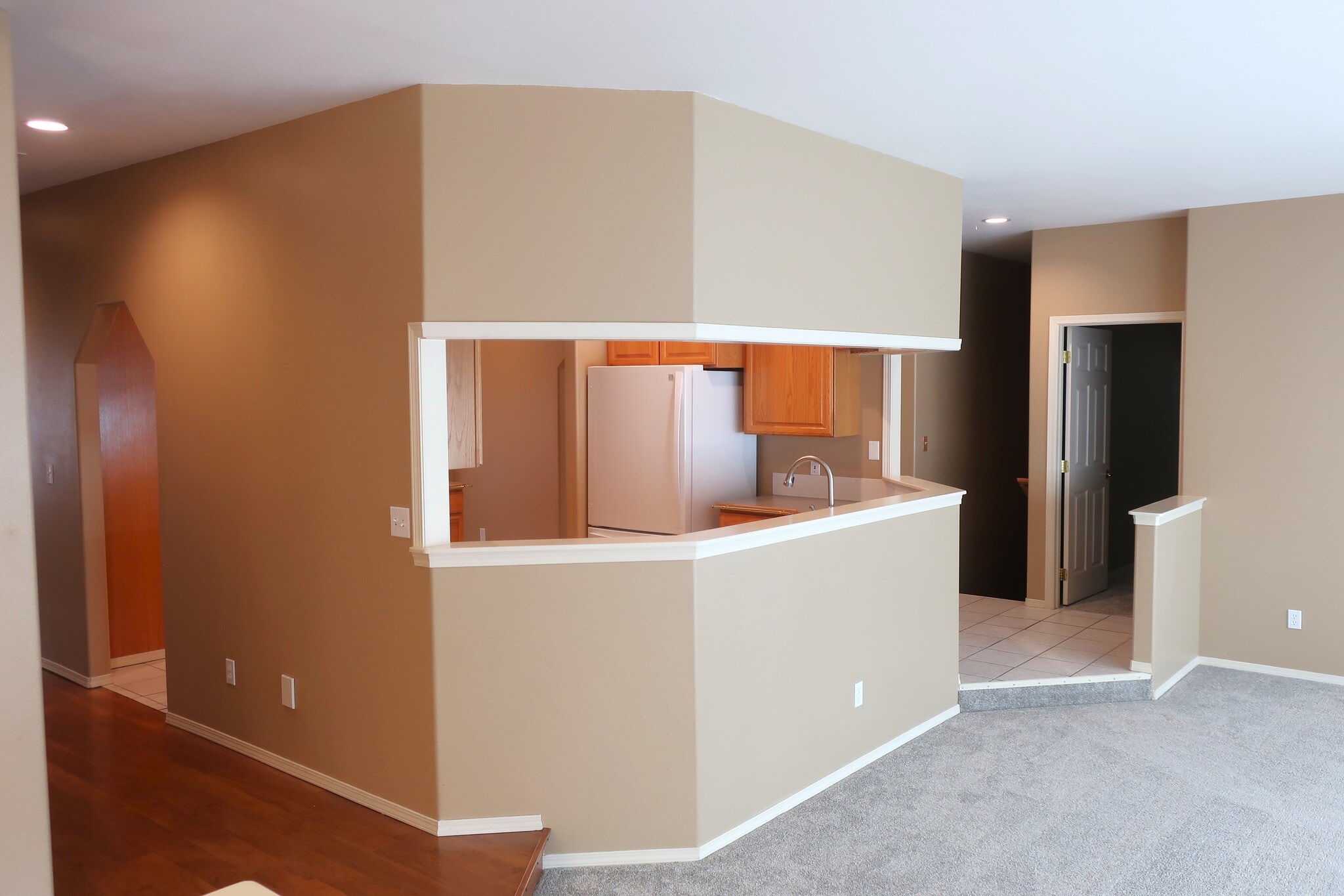 Building Photo - 466 Lower Daniels Dr