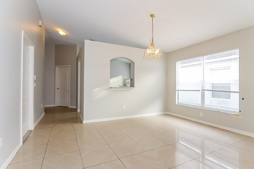 Building Photo - 1022 Harvest Moon Dr