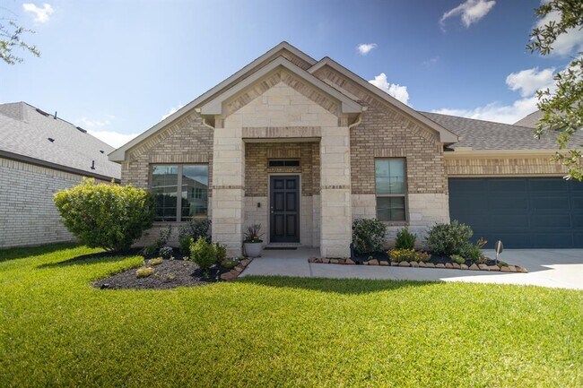 Primary Photo - 8522 Sun Coral Dr
