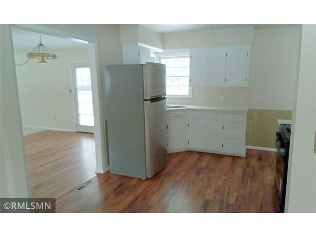 Building Photo - 4130 Glacier Ln N