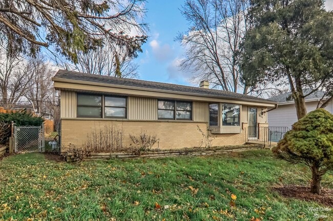 Building Photo - 1414 Clayton Marsh Dr