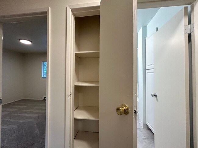 Building Photo - Freshly Updated 3-Bedroom Home with Spacious Backyard and Garage