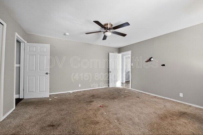 Building Photo - 3901 Dakota Trail