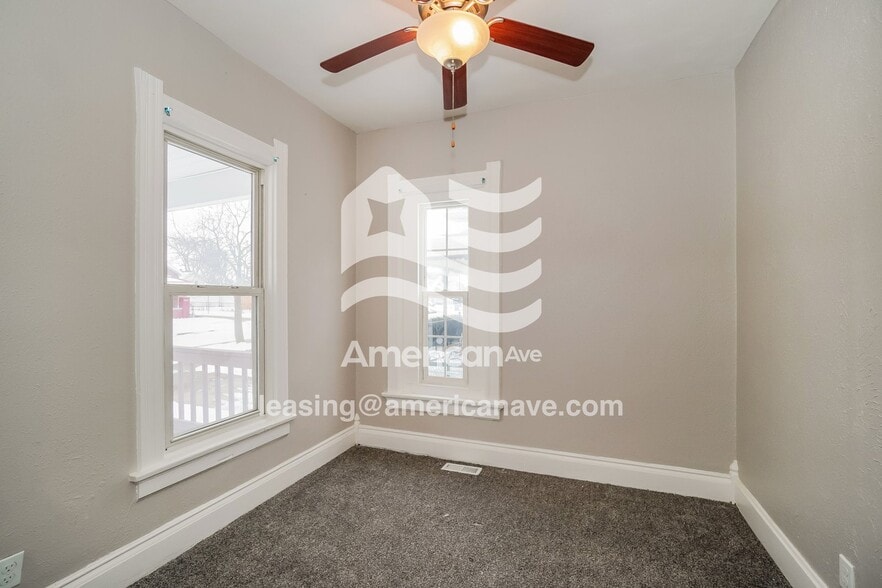 Building Photo - 1732 Pool St