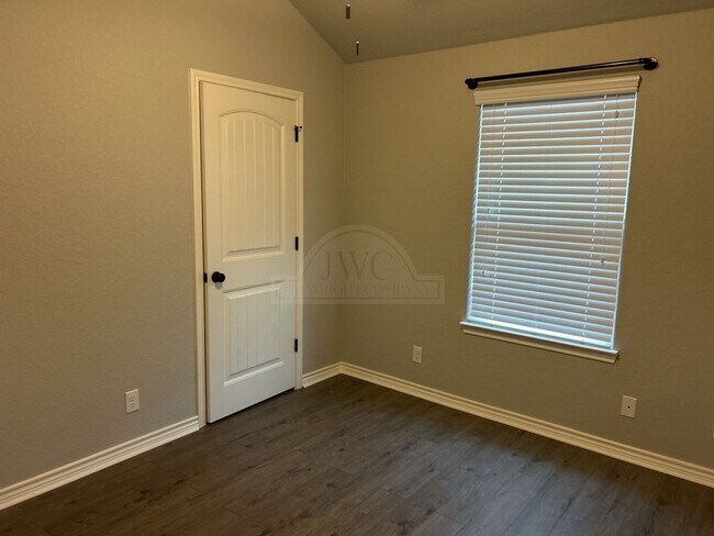 Building Photo - 1604 Granex Dr