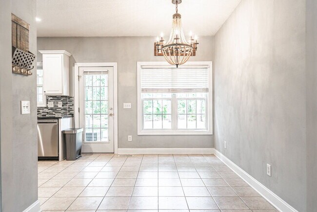 Building Photo - 167 Laurel Oak Ln