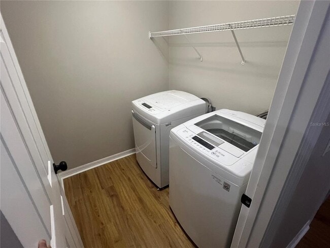 Building Photo - 1063 Bluegrass Dr