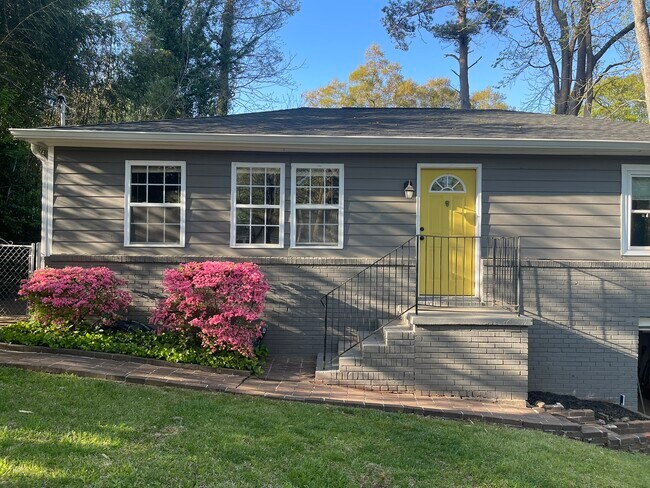 Primary Photo - 3494 Maryvale Dr