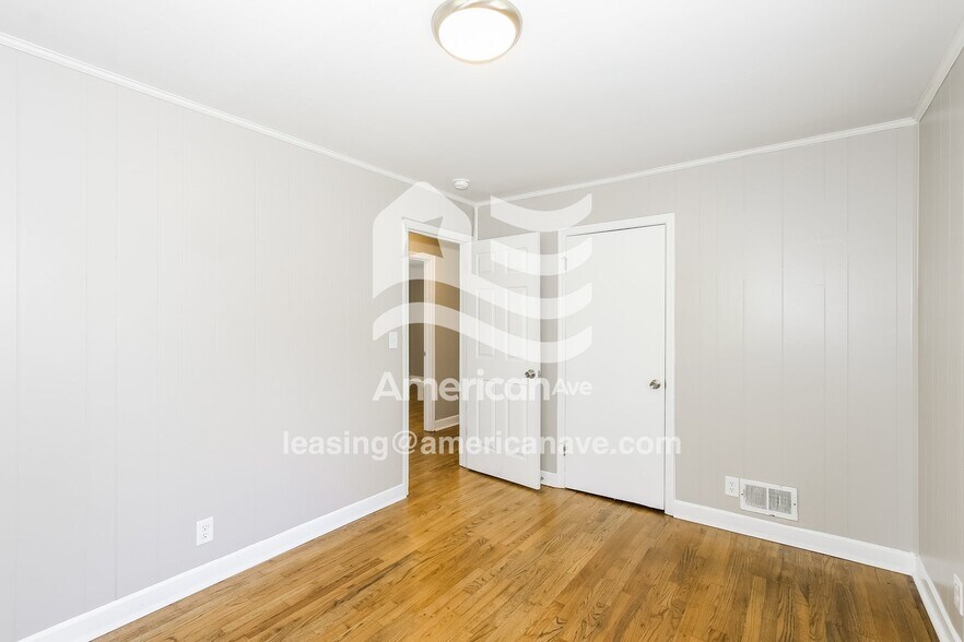Building Photo - 1227 Radiance Dr
