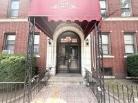 Building Photo - 2271 John F. Kennedy Blvd