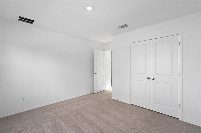 Building Photo - 138 Arbordale St