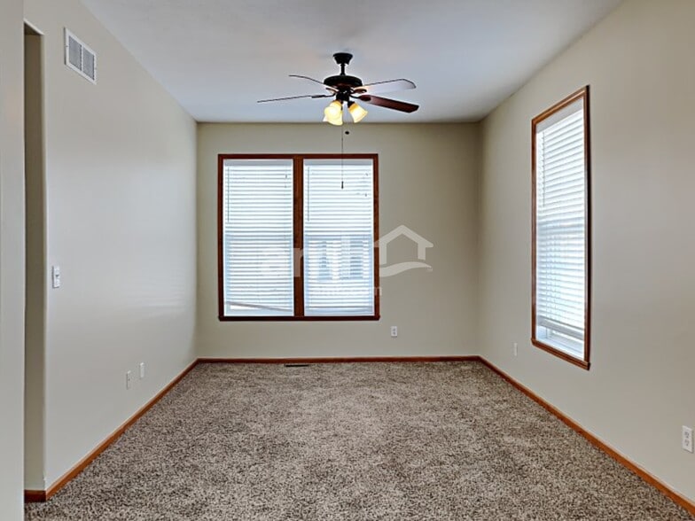 Building Photo - 6715 Legacy Pointe Ct