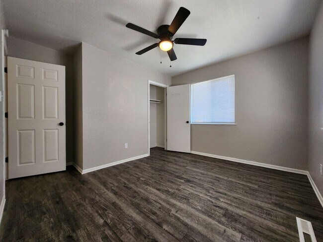 Building Photo - 4307 Ericson Dr