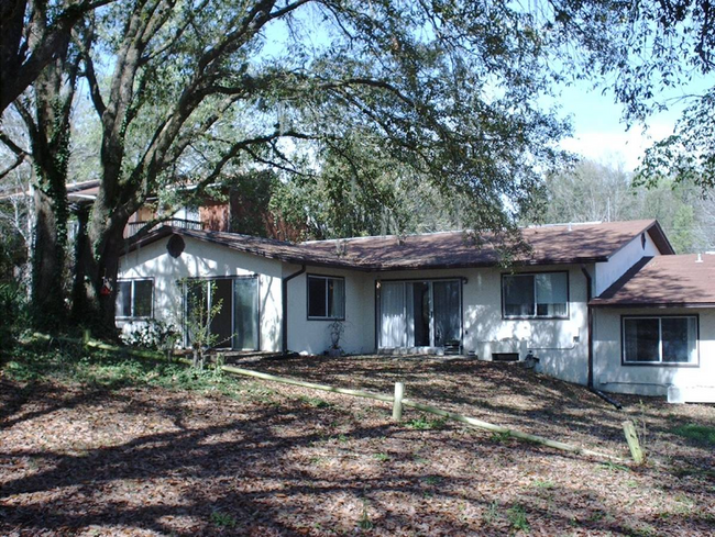 Building Photo - 1901 Darryl Dr